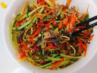 夏天必備 涼拌海蜇皮